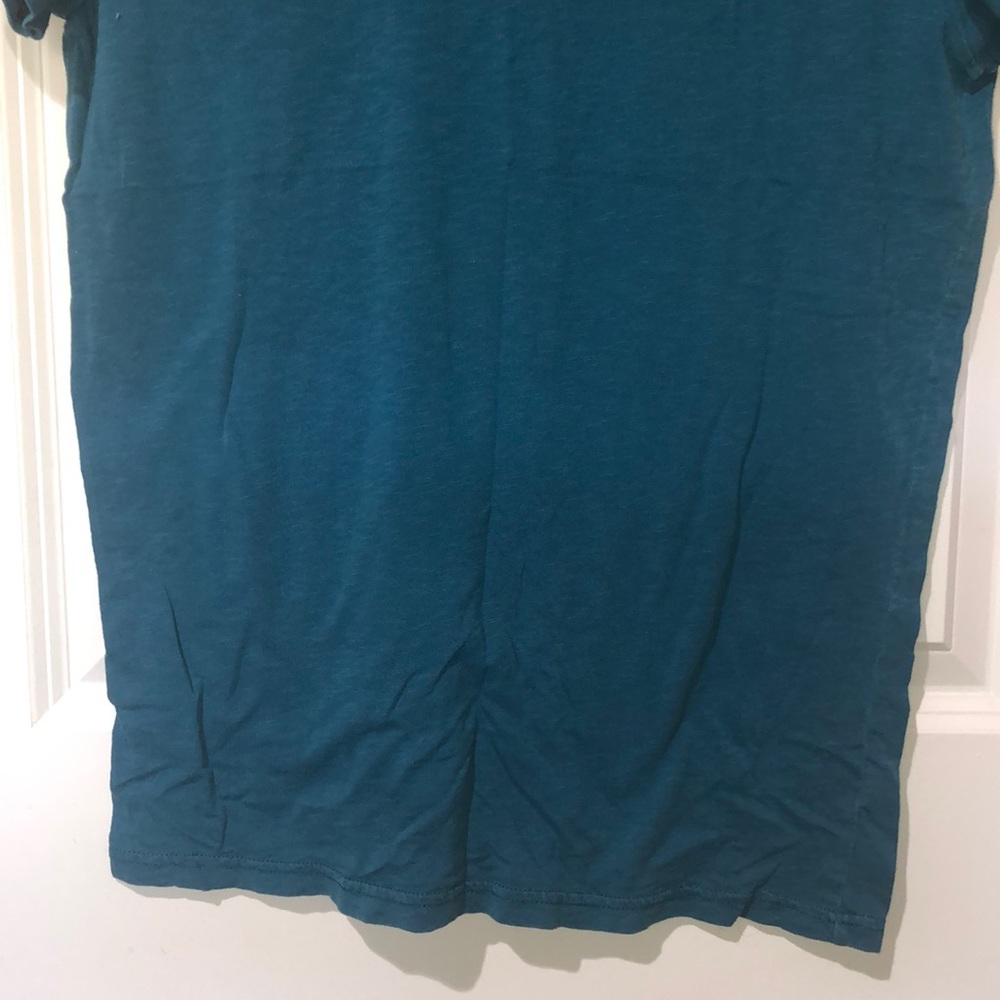 AEO Blue ATHLETIC FIT TSHIRT - Picture 5 of 6